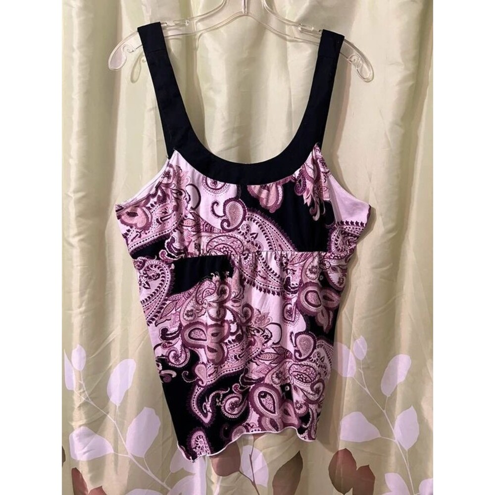 Vintage Paisley Round Neck Tank Top